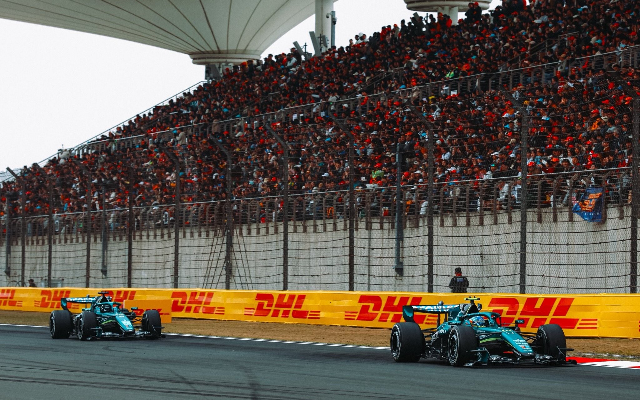 Fernando Alonso a Lance Stroll