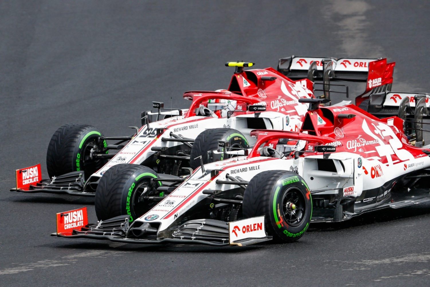Kimi Räikkönen a Antonio Giovinazzi