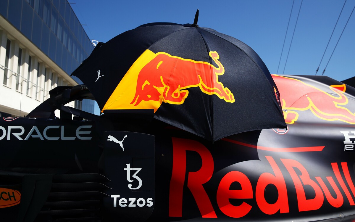 Dáždnik Red Bullu, ilustračné