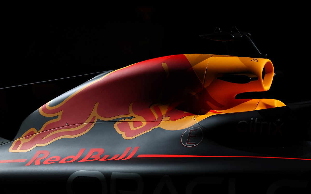 Red Bull RB18