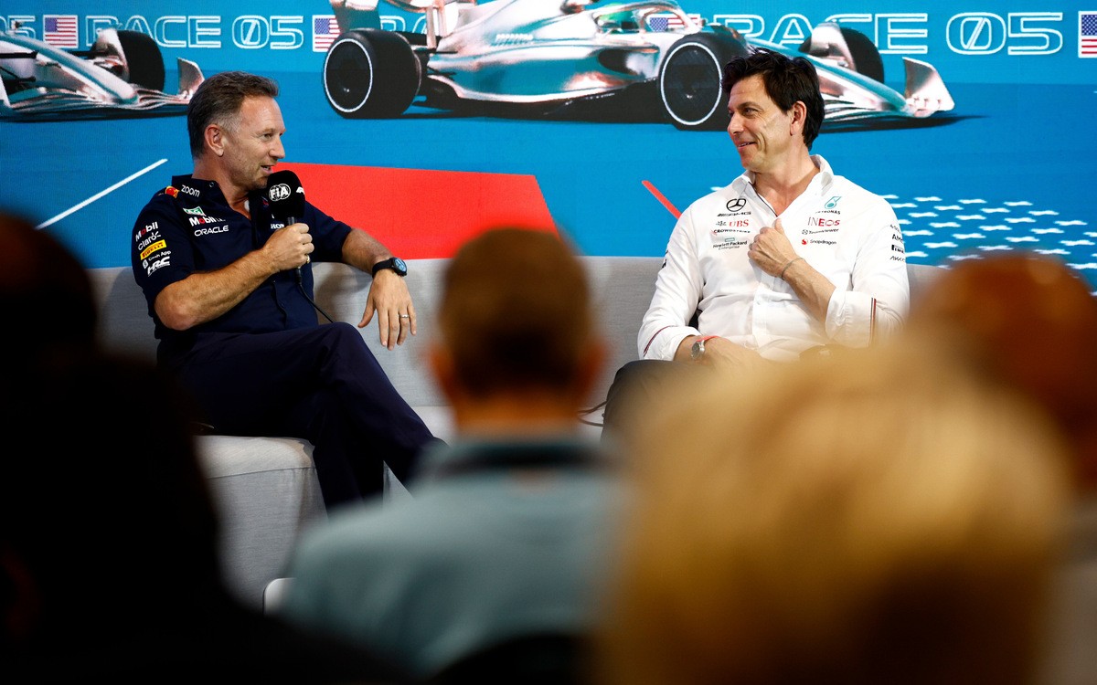 Christian Horner a Toto Wolff