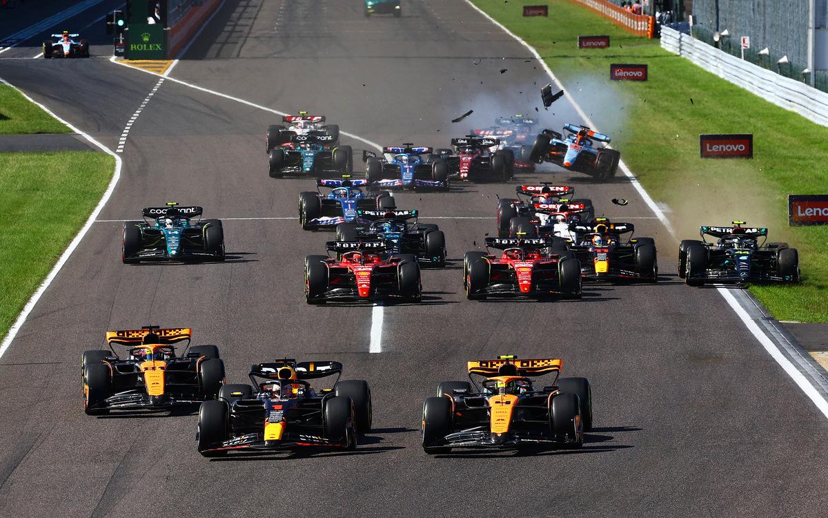 Po štarte VC Japonska 2023, Verstappen, Norris, Piastri, Albon, Hamilton, Pérez