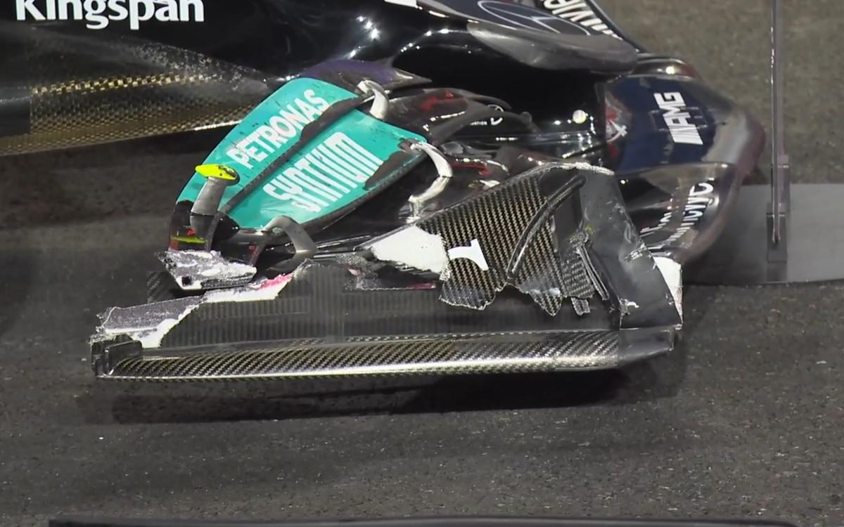 Zničené krídlo Lewisa Hamiltona