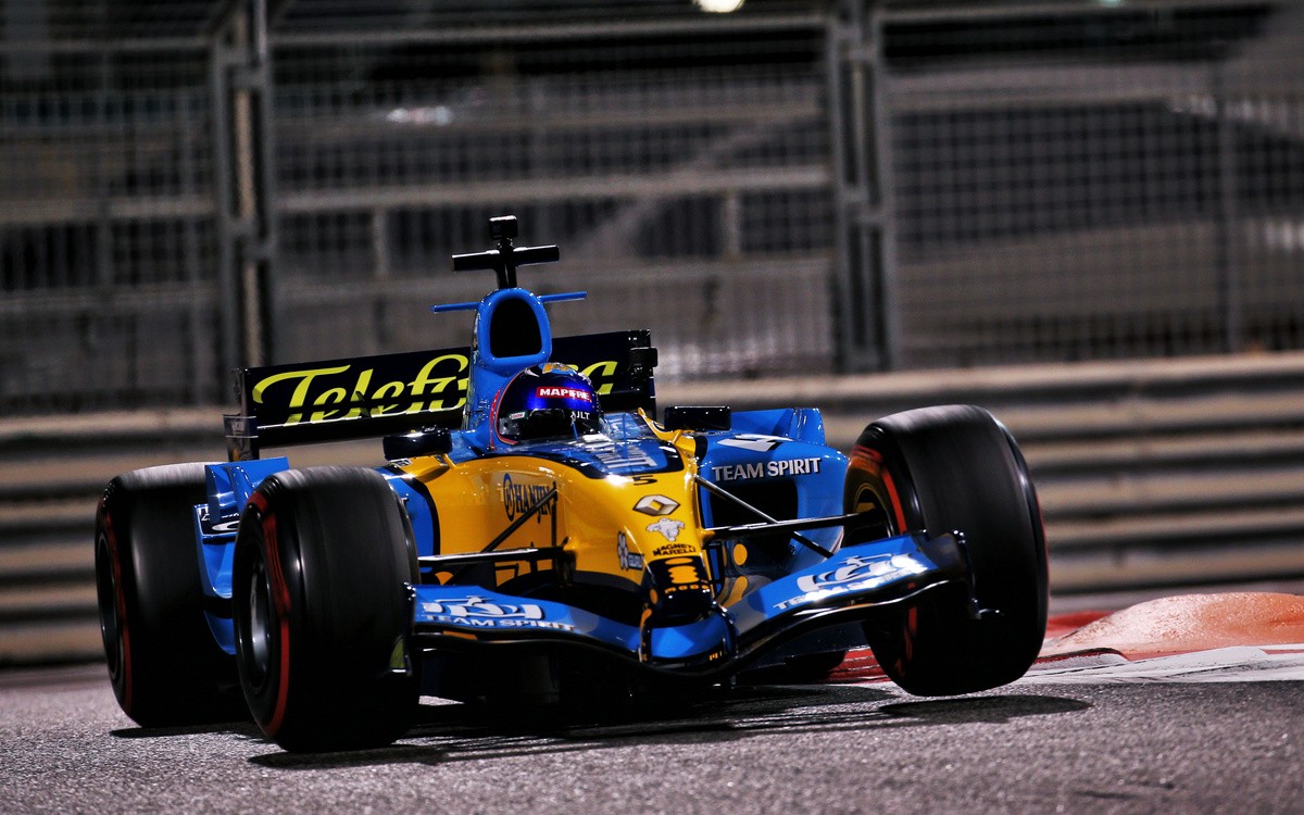 Fernando Alonso, Renault R25 2005