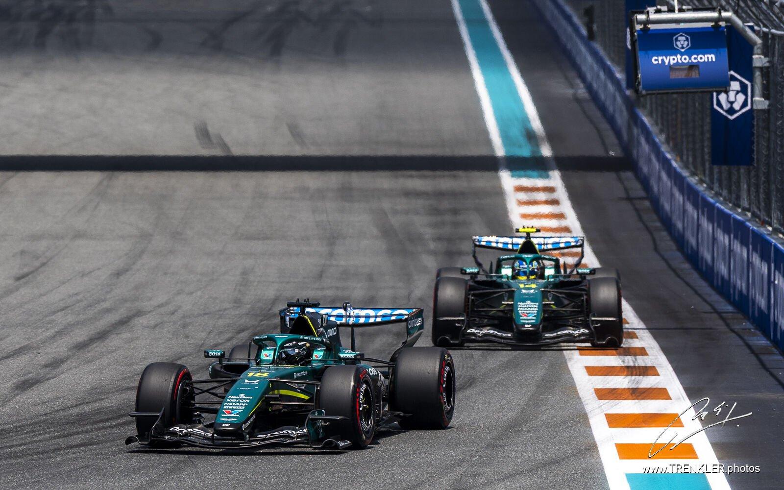 Lance Stroll a Fernando Alonso