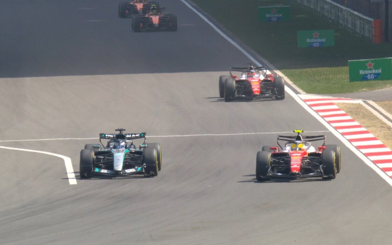 George Russell a Lewis Hamilton