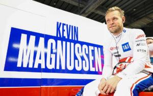 fotka k článku Magnussenovi sa páči odzbrojujúca úprimnosť Haasu, v Renaulte mu veci zamlčiavali