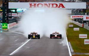 fotka k článku Verstappen navrhuje dodatočné testy mokrých pneumatík, sám s tým rád pomôže