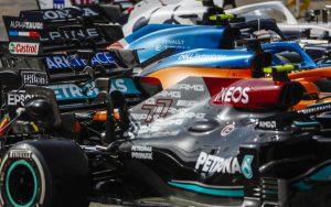 fotka k článku FIA vysvetľuje popretekové rozoberanie monopostov: Autá sú komplikované a tímy upodozrievavé