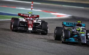 fotka k článku Po urážkach a kritike boli prvé preteky v Bahrajne obrovský úspech, hovorí Čou