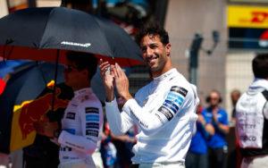 fotka k článku Brundle: Ricciardo vyzerá byť zlomený, nie som si istý, či chce zostať
