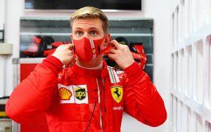 fotka k článku Schumacher novým rezervistom Ferrari, naďalej má plnú podporu továrne