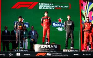 fotka k článku Leclerc: Mercedes titul  pravdepodobne nezíska, je to o nás a o Red Bulle