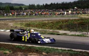 fotka k článku Tyrrell P34: Keď si konštruktéri povedali, že štyri kolesá nestačia