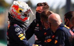 fotka k článku Verstappena zaskočili traťové limity. FIA zmenila pravidlá v sobotu ráno