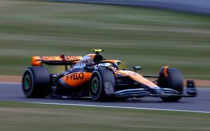 fotka k článku Mercedes chce vykutrať, čo stojí za zlepšením McLarenu