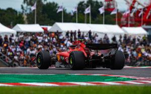 fotka k článku V Mercedese si všímajú zlepšenú prácu Ferrari s pneumatikami