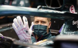 fotka k článku Ecclestone vysvetľuje, prečo Vettelovi pomohol: Chcel som, aby bol opäť šťastný