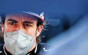 fotka k článku Ted Kravitz: Alonsov prestup môže byť aj o Mercedese