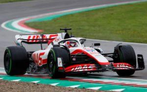 fotka k článku Haas s najlepšou kvalifikáciou v histórii. Radosť jazdiť s takým autom, povedal Magnussen