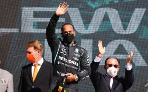 fotka k článku Ecclestone čakal, že Hamilton F1 opustí. Z úcty k Schumacherovi