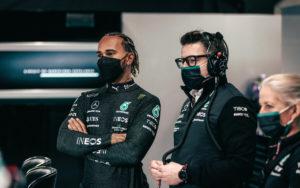 fotka k článku Hamilton verí, že Mercedes nájde riešenia: Máme najlepšiu partiu