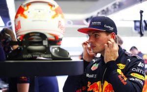 fotka k článku Hill: Max Verstappen bude mať záujem ísť do Mercedesu