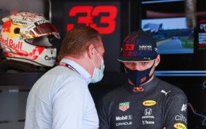 fotka k článku Jos Verstappen: Red Bull vie, aký dobrý je Max. Mercedes zatiaľ nie