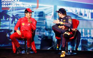 fotka k článku Marko: Verstappen jazdí perfektne, Leclerc nie