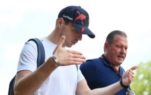 fotka k článku Verstappenovci o tímových dvojkách: Svoju pozíciu treba akceptovať
