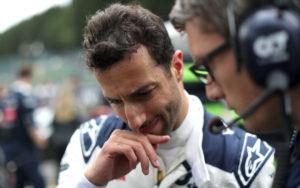 fotka k článku Ricciardo má sedemnásobnú zlomeninu a nemusí stihnúť ani Katar