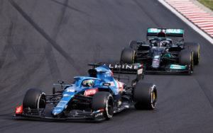 fotka k článku Hamilton o Hungaroringu: Alonso mi dal skutočne zabrať