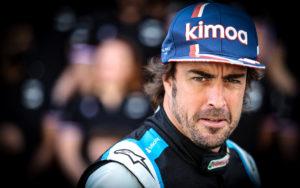 fotka k článku Alonso kritizuje &#8220;nekompetentných&#8221; komisárov. Svoje si vypočul aj riaditeľ pretekov