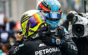 fotka k článku Hill: Ak bude mať Mercedes víťazné auto, vzťahy medzi Hamiltonom a Russellom sa vyhrotia